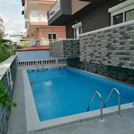 Premium Family Paralia Katerinis